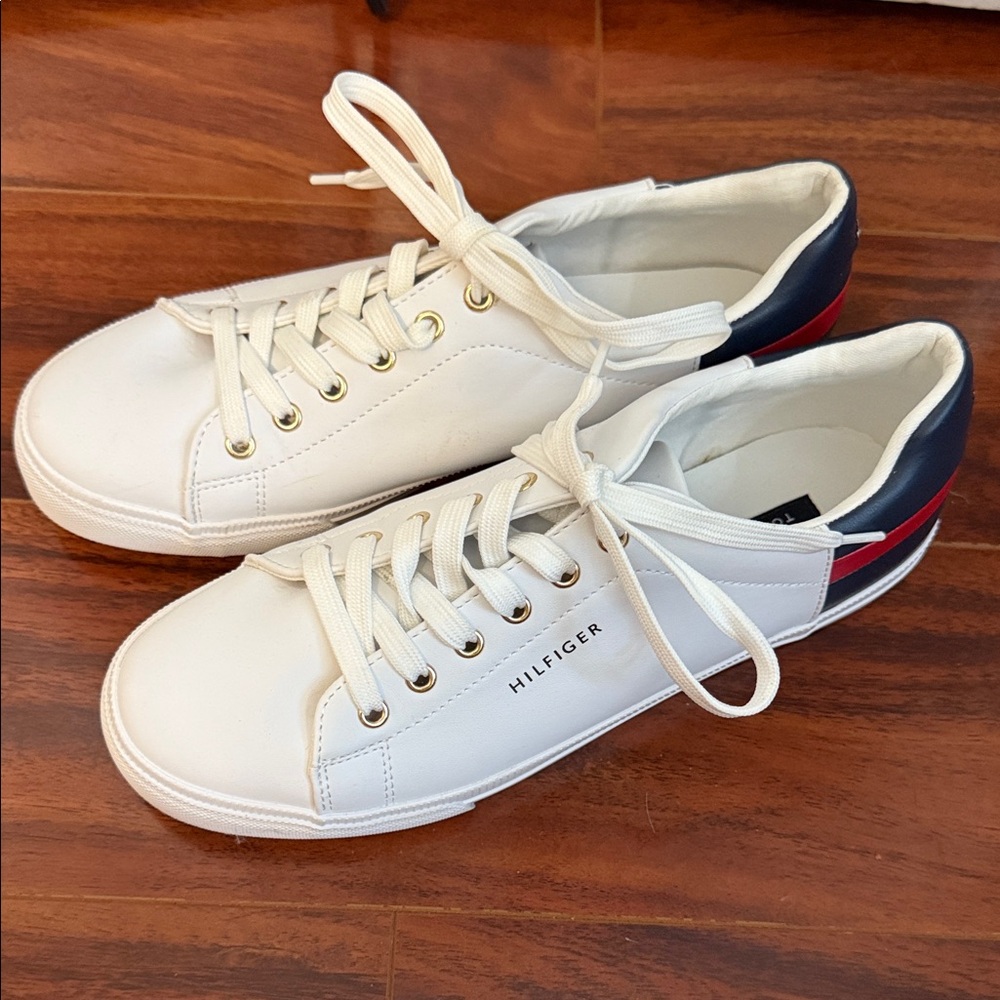 Tommy Hilfiger White Sneakers with Navy and Red Accents